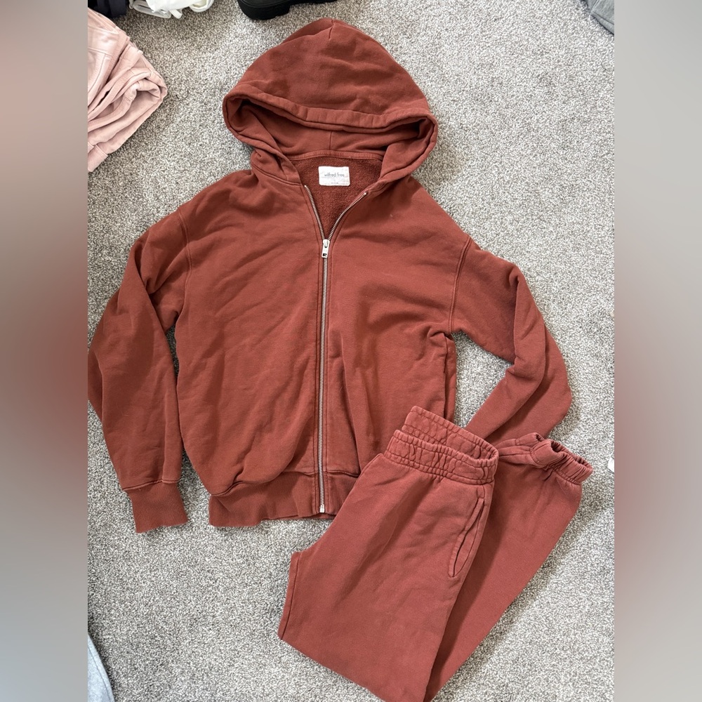 Wilfred sweatsuit | brown